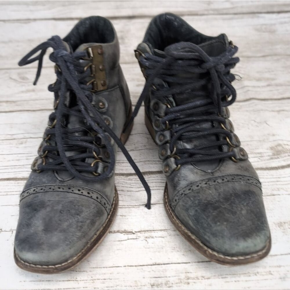 Grey Distressed Leather With Hardware Ankle Boots Women Size 37